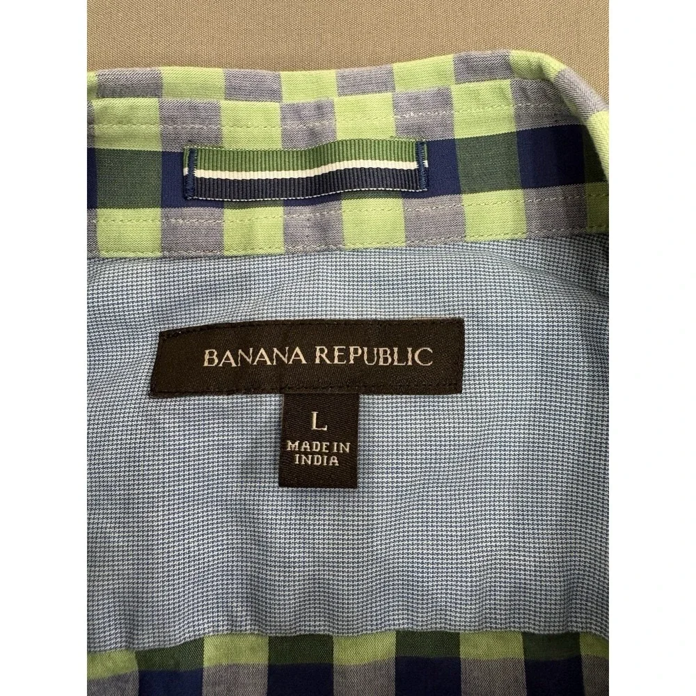 Banana Republic Men's Large L Green Blue Plaid Button Front Short-Sleeve Shirt